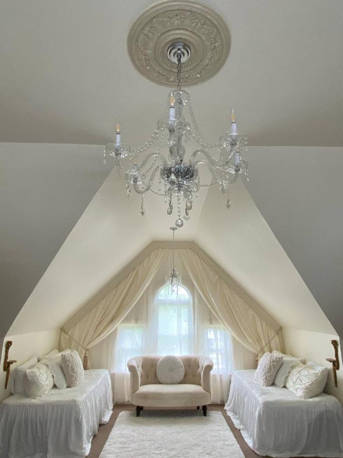 Four Winds Victorian Venue & Suites Bonham Camera foto