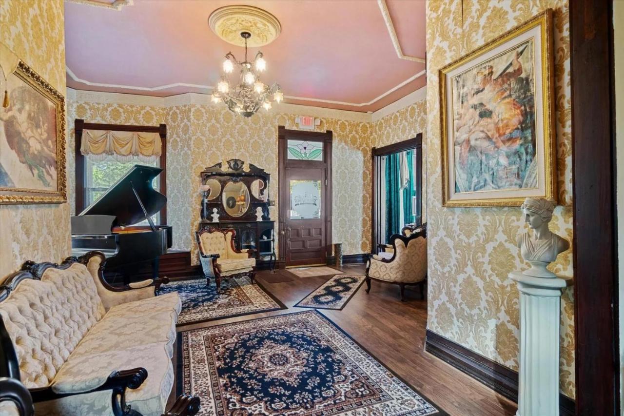 Four Winds Victorian Venue & Suites Bonham Esterno foto